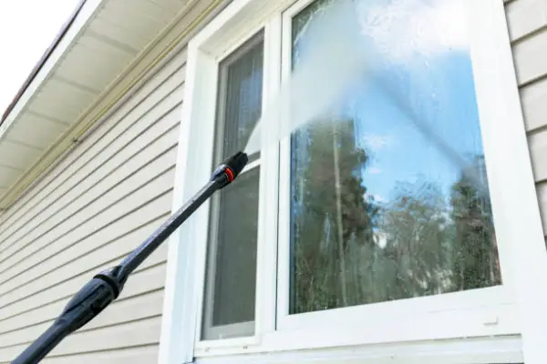 Spotless Exterior Window Washing